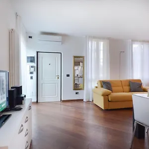 Ur-nest Moline Bologna